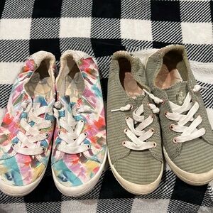 2 pairs of Roxy casual shoes  size 6